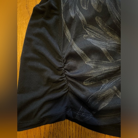 Vanilla Sugar black floral embellished women’s top. Size M. Very good condition - Picture 9 of 16